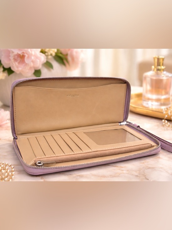 Coach Dempsey Large Phone Wallet In Signature Jacquard With Stripe & Patch - Picture 3 of 5